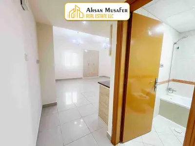NO COMMISSION//10 DAYS FREE+4CHQS// EASY EXIT TO DUBAI NEAR SAHARA CENTRE AND NEAR RTA BUS STOP LAST UNIT STUDIO WITH WARDROBES ALSO HAVE