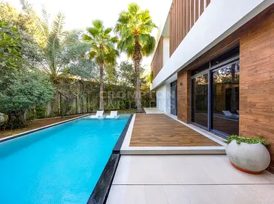 Exclusive 5BR Corner Villa | Rented |Prime Living