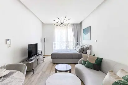 FULLY FURNISHED | PRIME LOCATION | COMMUNITY VIEW