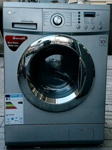 LG washing machine 8kg with perfect working condition