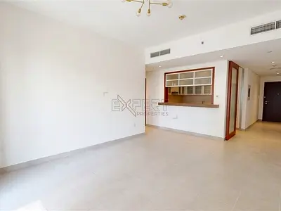 Well-Maintained | Spacious Unit | Move in Ready