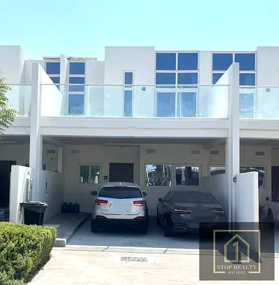 3BR VILLA | UNFURNISHED | CLOSE TO THE POOL | VACANT