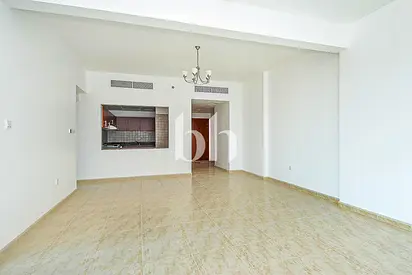 Spacious 1 BR | Well mantained | Family Community