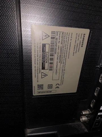 Samsung smart tv 65 inch - Broken screen