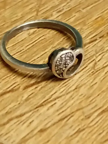 Sterling 925 silver ring with pavé-style cubic stones, size approx 7