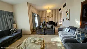 Vastu 2Bed+En-Suite | Furnished | Upgraded | Ready To Move