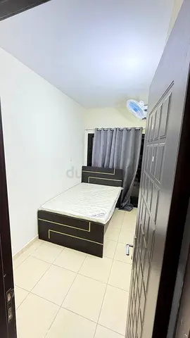 premium partiton in Deira _ Near Baniyas metro station exit - 1