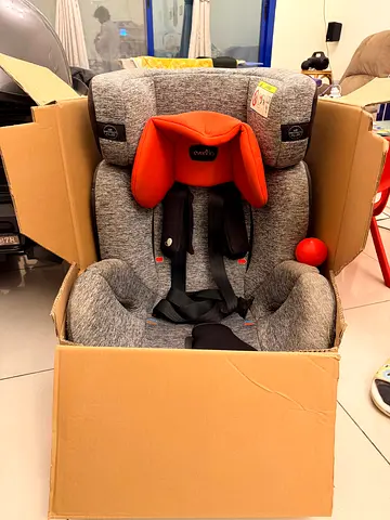 Evenflo convertible car seat - good condition