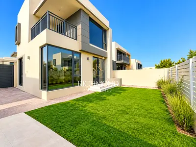 Spacious Layout | Landscaped | Well Maintained