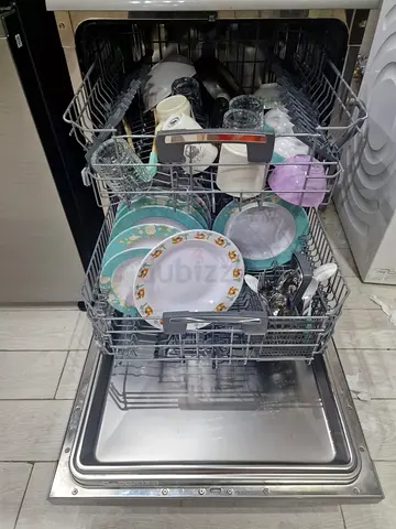 Built-in Dishwasher in Good Working Condition - Siemens (used)