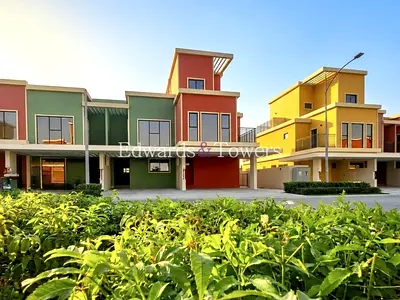 4BR Townhouse | Resort Living | 2 Parkings