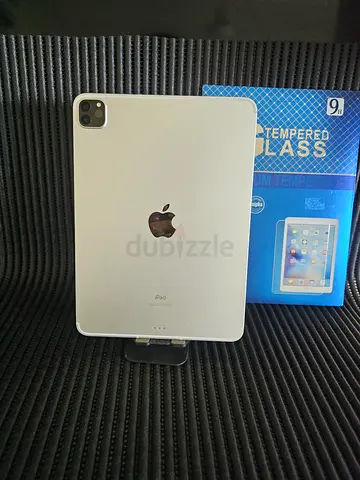 Apple iPad Pro 3rd Generation M1 128GB Face id working with accessories and delivery all over UAE