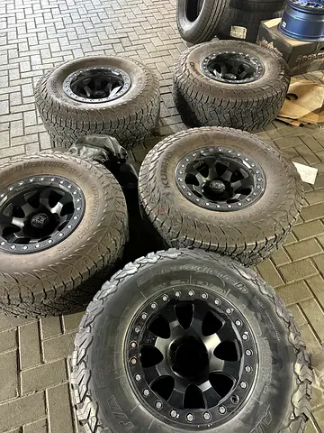 5 Original 4x4 Beadlock Wheels - Jeep Wrangler Sahara 2016