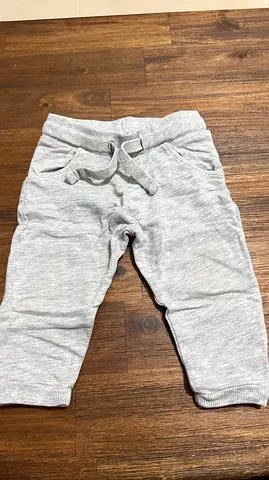 Baby juniors set of pants, size 6-9. ALL for 15 dhs