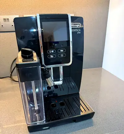 DeLonghi Dinamica Plus Fully Automatic Coffee Machine - Black