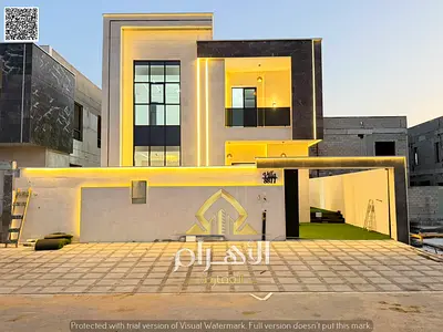 فيلا فاخرة مجلس و صالة و 4 غرف نوم ماستر مساحة فناء كبير و أرتداد أمام الفيلا كبير شامل رسوم التسجيل و التمليك
