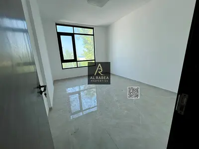 🔥🏡 لأول ساكن\! شقة واسعة في كورنيش عجمان 😍 غرفة وصالة + 2 حمام | 💰 32,000 درهم سنويًا | 📅 4 دفعات | 💵 التأمين 2,000 درهم كاش 📲 احجز الآن\!