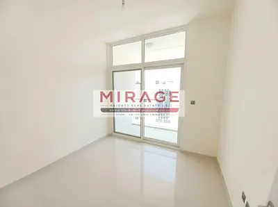 R2M14 Layout | 3BR+Maid | Closed Kitchen