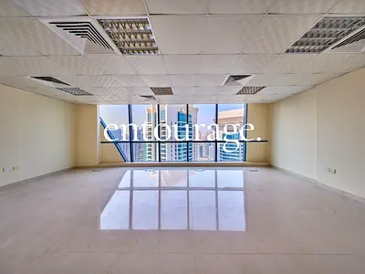 High floor | Open Plan | Close to Metro