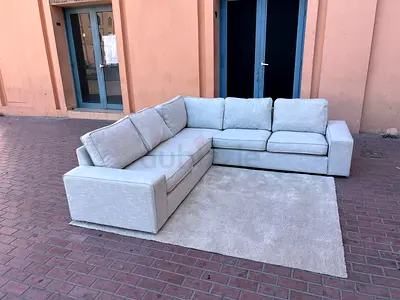 Selling in excellent Condition IKEÀ __ Kivik Corner Sofa Beige