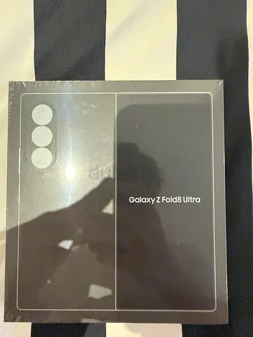 Samsung Z fold 8 Ultra