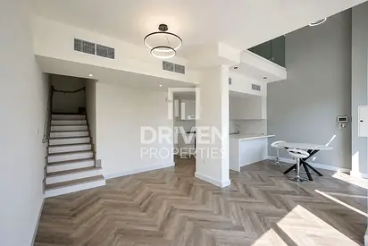 Corner TH | Maid's Room | Upgraded | Appliances