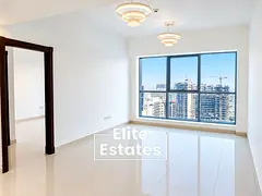 Vacant | Spacious Living | Balcony & Gym |Parking