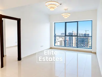 Vacant | Spacious Living | Balcony & Gym |Parking