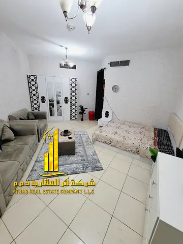 فرصة ذهبية أفخم استوديو مفروش بالكامل للإيجار الشهري كامل الانترنت والفواتير في ابراج الاورينت  – عجمان ✨