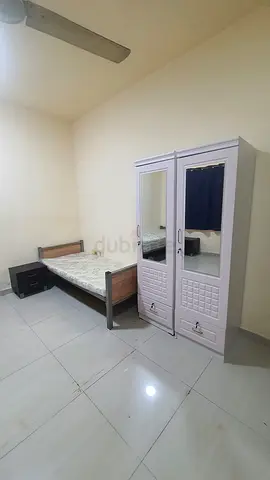 Executive Male bed space, Ready To Move available Now, Neat and clen Orgnized,