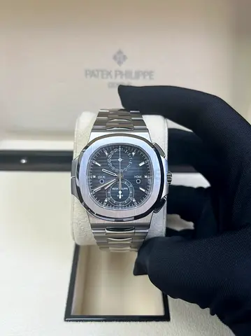 Patek Philippe Nautilus Travel Time 1:1 SuperClone With Box and Card