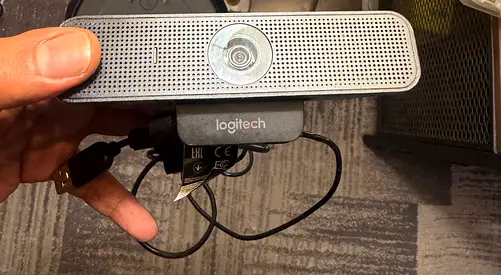 Logitech USB Webcam with Built-in Mic - Good Working Condition