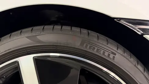 Pirelli P Zero PZ4 AO 21" Set of 4 - Taycan / e-tron GT - 90%