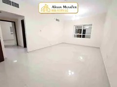 //PRIME LOCATION//PARKING FREE 1BHK AVAILABLE WITH 2WASHROOMS,BALCONY ALSO HAVE,EASY ACCESS TO DUBAI