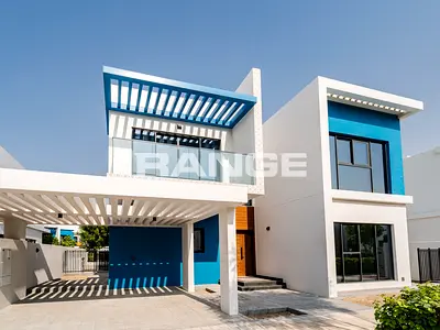 Single Row | Park Facing | Brand New First Tenant