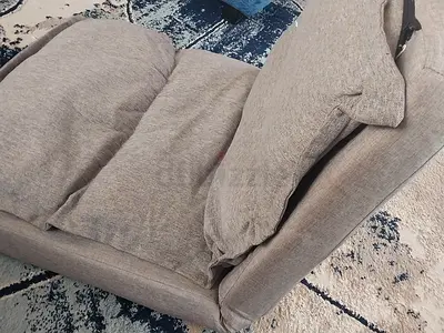 Floor chair very comfortable 65 aed