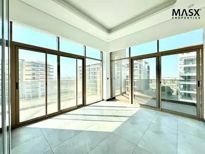 Luxury Residence | Bright Interiors | Spacious Living | Unfurnished