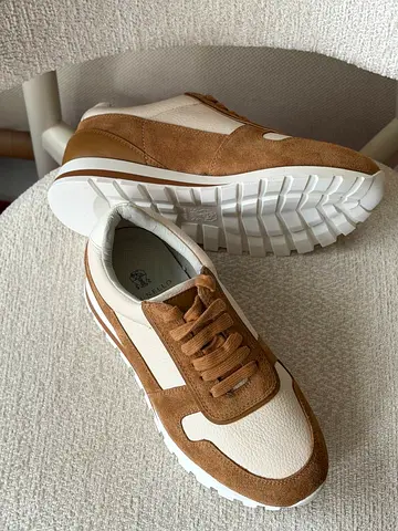 Men’s Shoes’