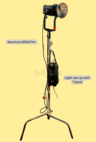 Aputure 600d Pro LED Light with C-Stand and Power Pack - Good Working Condition complete set