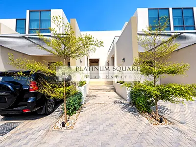 Villa 3BR + Maid | Prime Location I Vacant