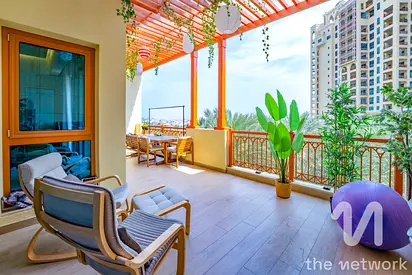 Fully Renovated | Extended Terrace | Facing Boats