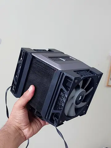Corsair A500 - Dual fan CPU Air Cooler. 2400 RPM