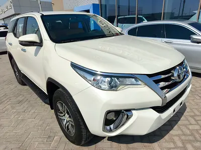 Toyota Fortuner EXR (( 2.7L - V4 // 2020 )) LOWWW KM
