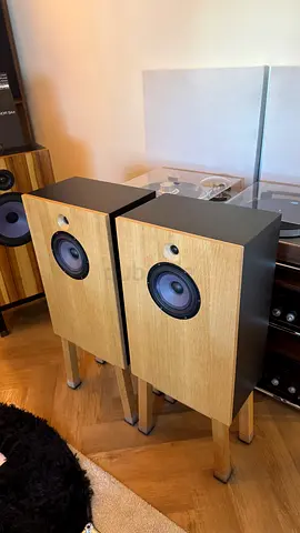 Devore Fidelity O/Baby speakers