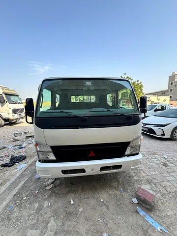 Mitsubishi Canter Standard