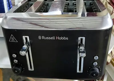 Russell Hobbs 4-Slice Stainless Steel Toaster - Good Working Condition