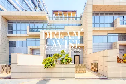 Your Next Home Awaits | Alternative 3BR TH| Scenic Waterfront Views