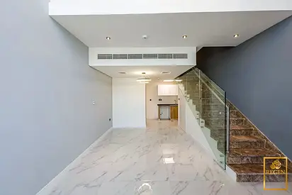 1BR Loft | Modern Living | Private Garden