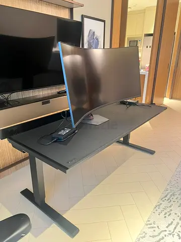 LG monitor 52 inches