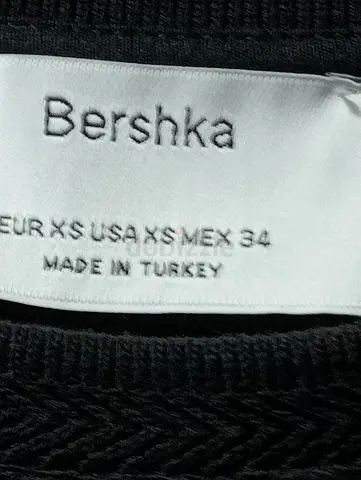 Bershka black sweater size XS (EU XS / US XS) - made in Turkey